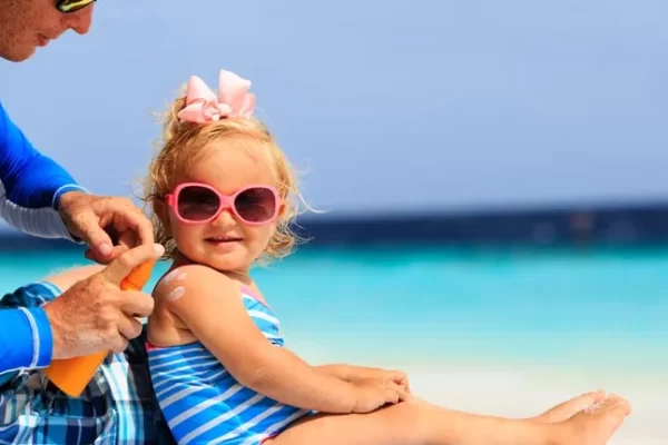 7 ways to cope when your baby has a sunburn